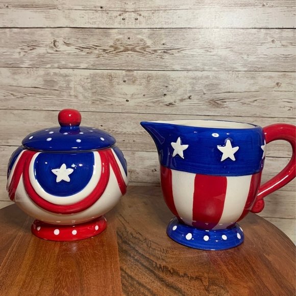 Carnival Cottage Patriotic Creamer and Sugar Johanna Parker - Picture 6 of 6
